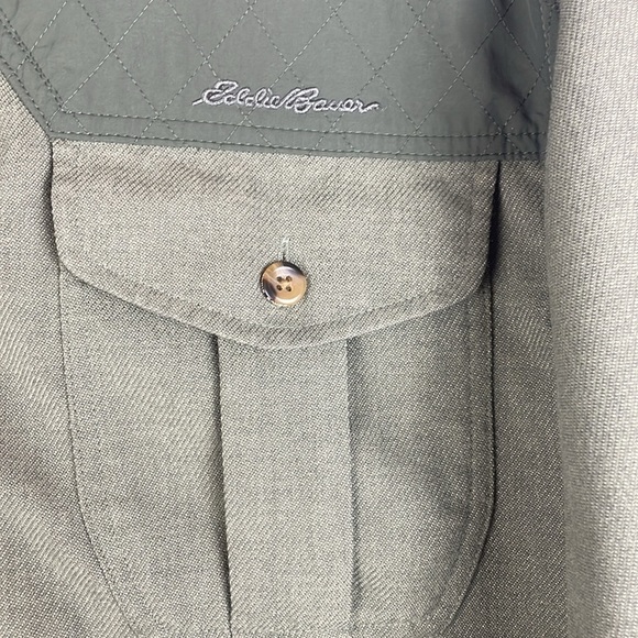 Eddie Bauer Sport Shop Shirt Jacket Mens Size Medium Button Up Quilted Detail - Picture 2 of 8